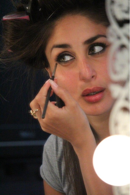 Kareena Kapoor Halkat Jawani