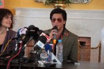 Shahrukh Khan talks to the media
