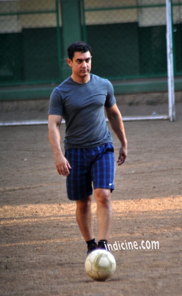 Aamir football in Bandra