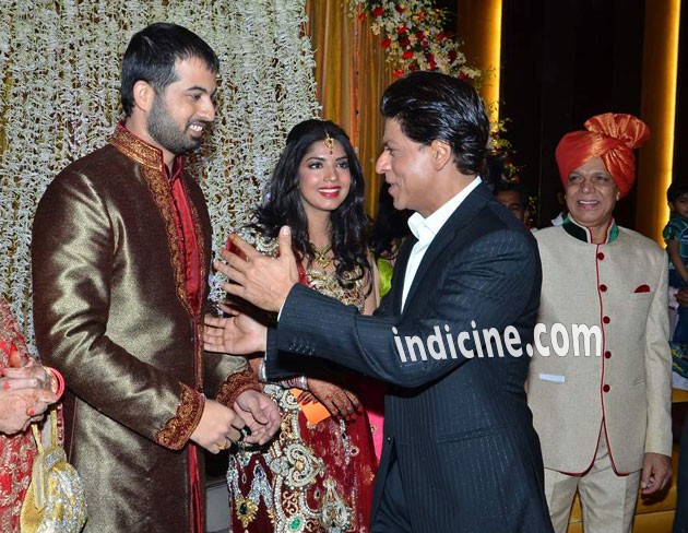 Shahrukh Khan at Govind Namdeo's son's wedding reception