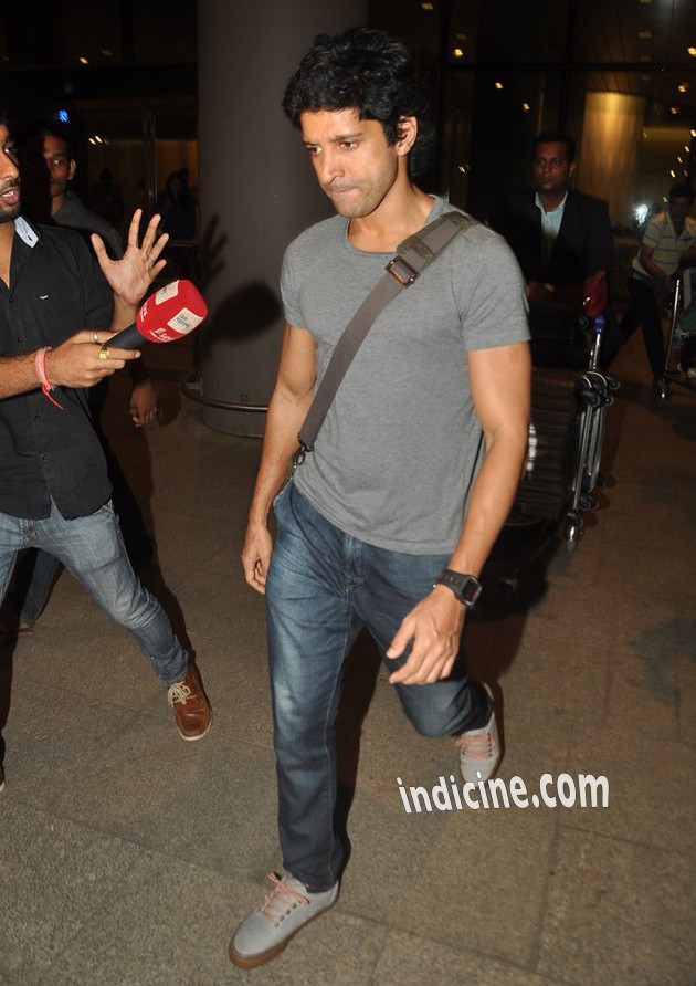 Farhan Akhtar returns from IIFA 2014