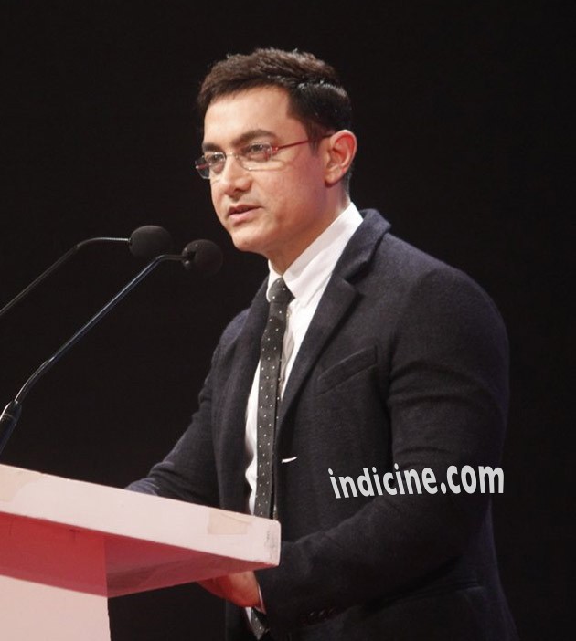 Aamir Khan at Dilip Kumar's biography The Substance and The Shadow launch