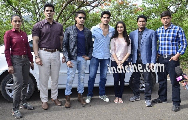 Ansha Sayed, Jagjit Athwal, Sidharth Malhotra, Shraddha Kapoor, Aditya Srivastava and Abhay Shukla