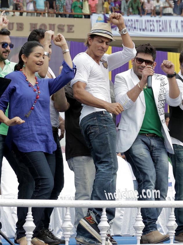 SRK celebrates KKR win