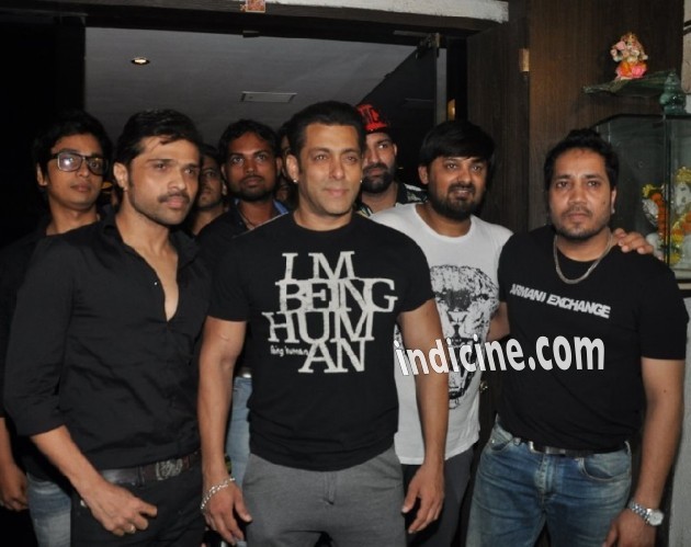 Salman Khan with Himesh Reshammiya and Mika Singh