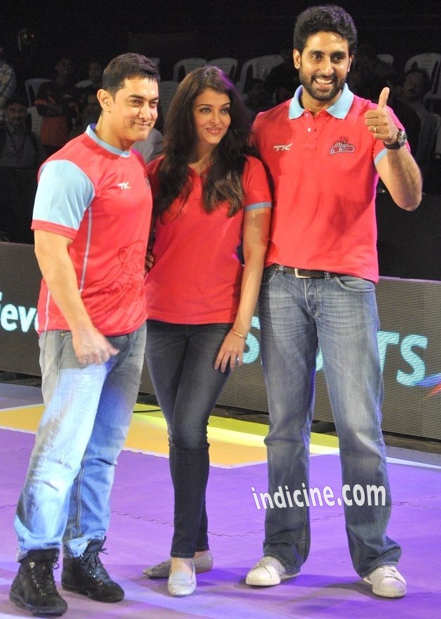 Aamir Khan, Aishwarya Rai and Abhishek Bachchan at Pro Kabbadi League