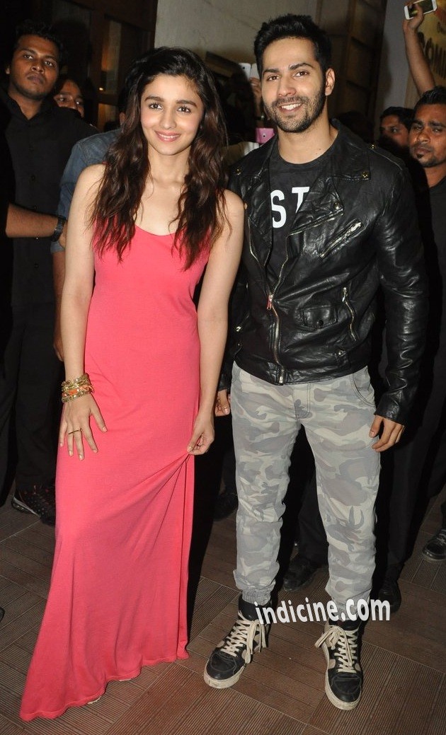 Alia Bhatt, Varun Dhawan promote Humpty Sharma Ki Dulhania at R City Mall