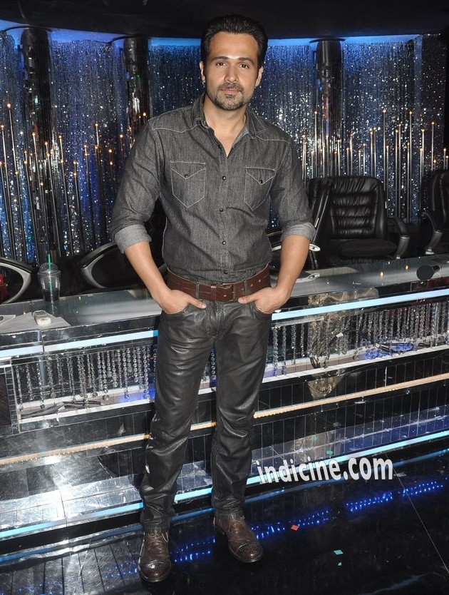 Emraan Hashmi promotes Raja Natwarlal on Jhalak Dikhhla Jaa