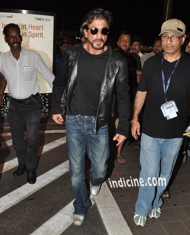Shahrukh Khan snapped at the airport