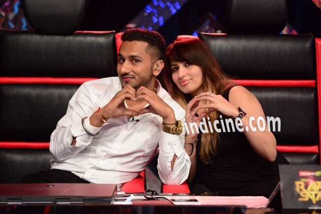 Yo Yo Honey Singh on the sets of India's Raw Star show