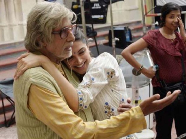 Amitabh Bachchan, Deepika Padukone - Piku