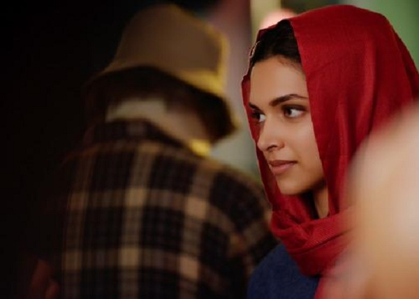 Deepika Padukone still from Piku