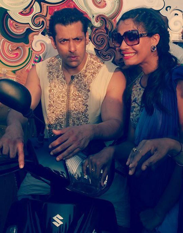 Salman Khan with a fan Prem Ratan Dhan Payo on location