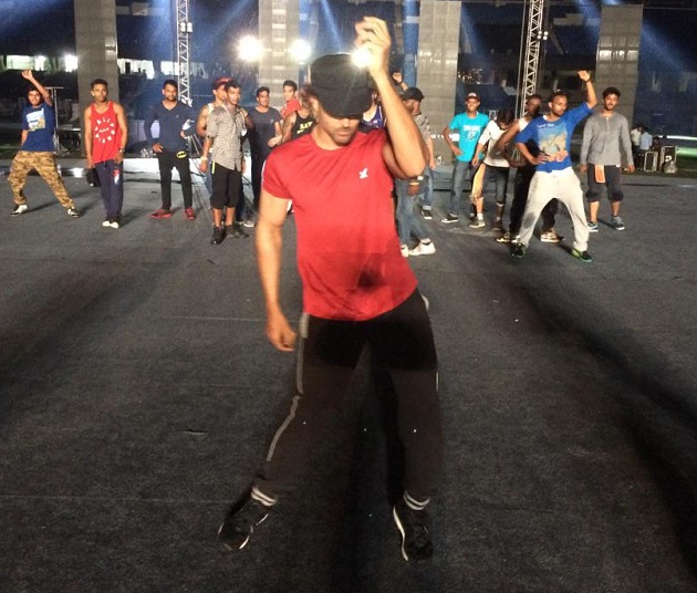 Hrithik Roshan prepares for IPL opening ceremony performance