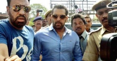Salman Khan with Shera at Mumbai