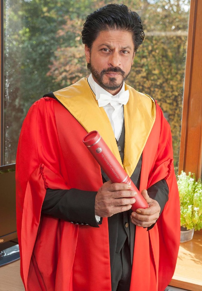 Shahrukh Khan with doctorate from the University of Edinburgh