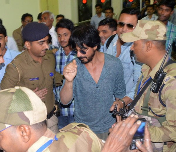 Shahrukh Khan at Bhuj airport