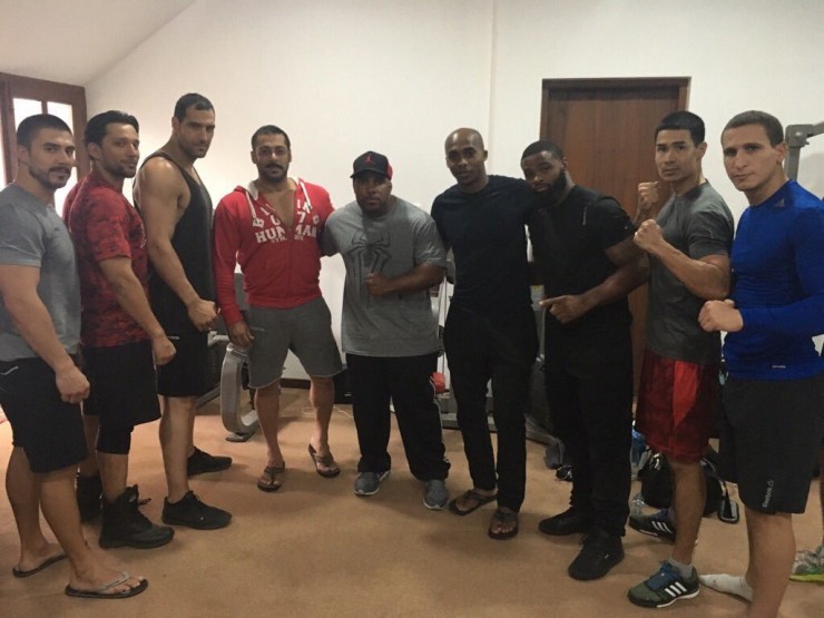 Salman Khan with Hollywood trainer Larnell Stovall on sets of Sultan