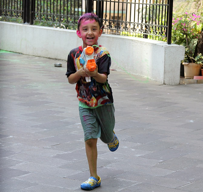 Sanjay Dutt’s son Shahraan Dutt celebrating Holi