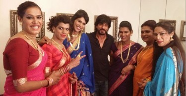 Shahrukh Khan with the transgender band 6 Pack Band