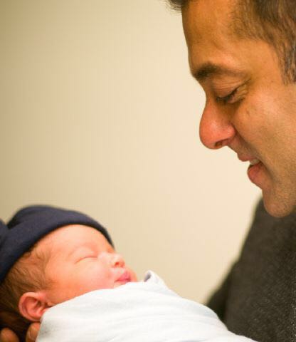 Salman Khan with his nephew Ahil 