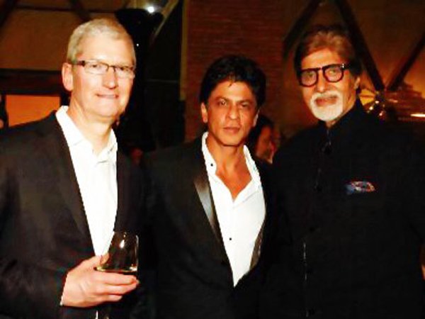 Amitabh Bachchan and Shah Rukh Khan with Tim Cook