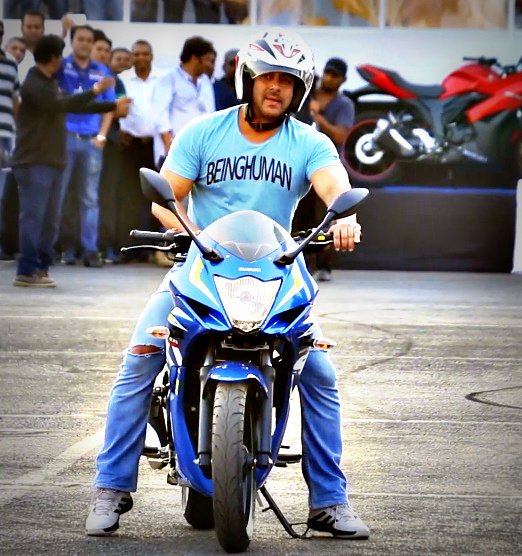 Salman Khan ride a bike at Suzuki Gixxer Day event