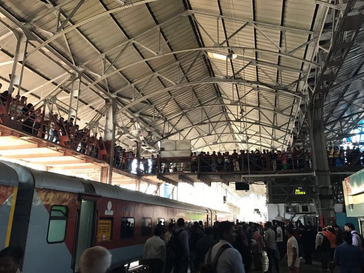 SRK Mumbai Station