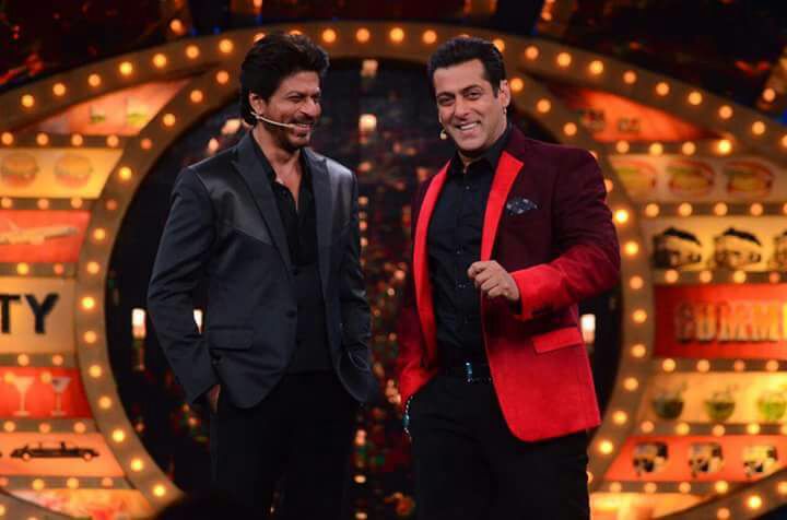 SRK, Salman Khan on the set Bigg Boss 10