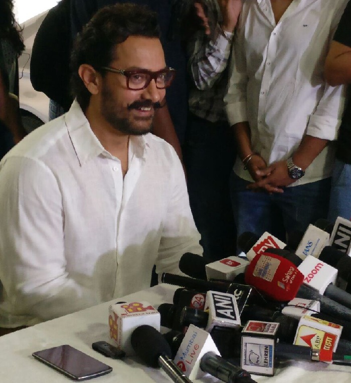 Aamir Khan at his 52 birthday press meet