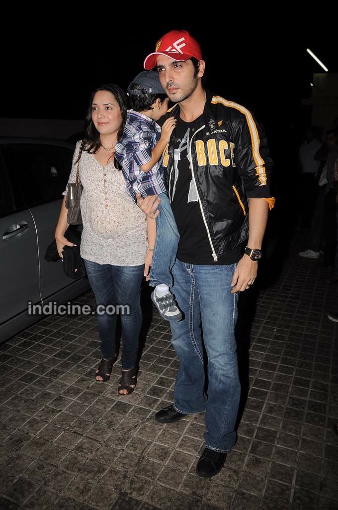 Zayed Khan with kid and wife
