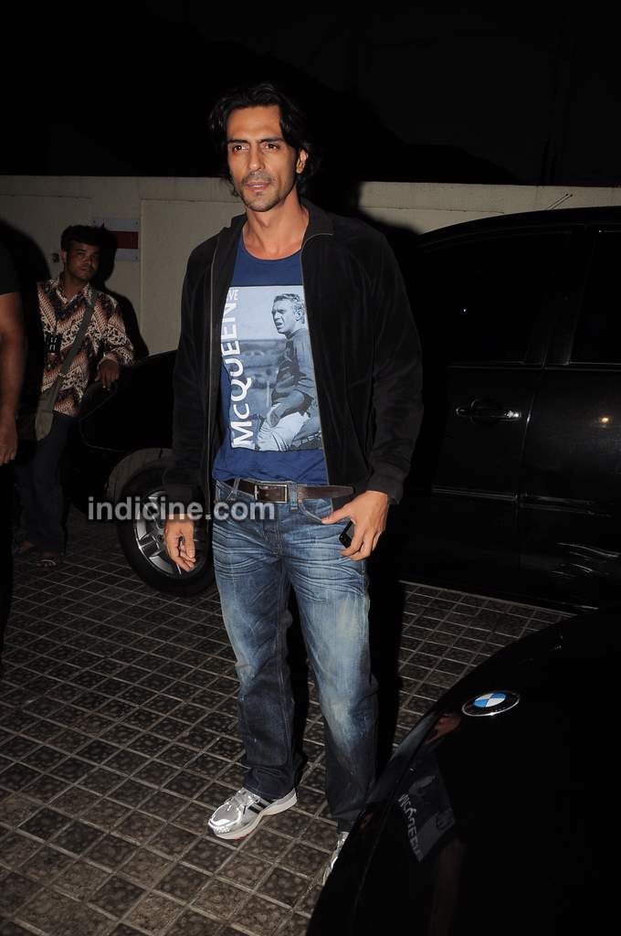 Arjun Rampal at the Agneepath Screening (his review is above)