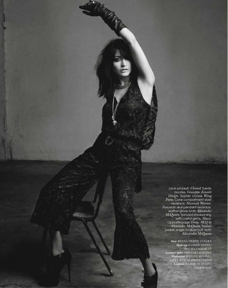 Anushka Photoshoot For Vogue India February 2012