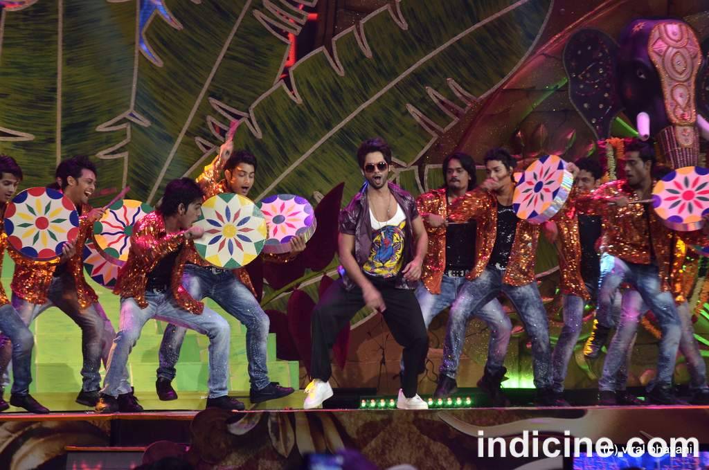 Shahid Kapoor's IIFA Performance