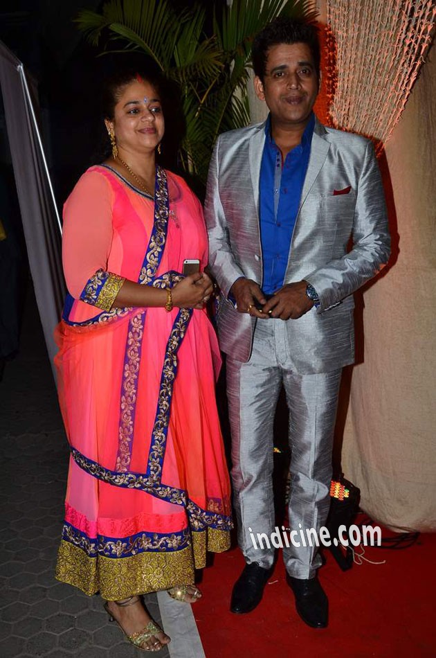 Ravi Kishan with wife Preeti