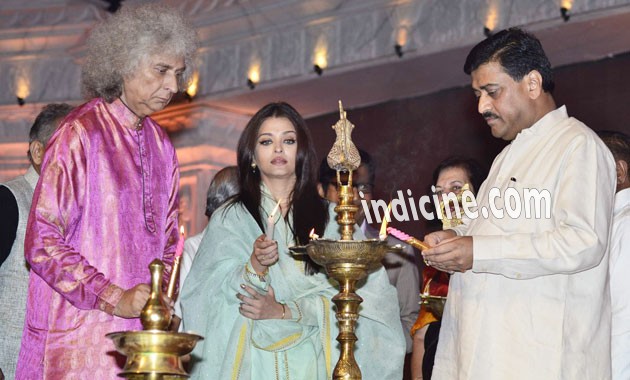 Aishwarya Rai inaugurates Shri Sathya Sai Baba event