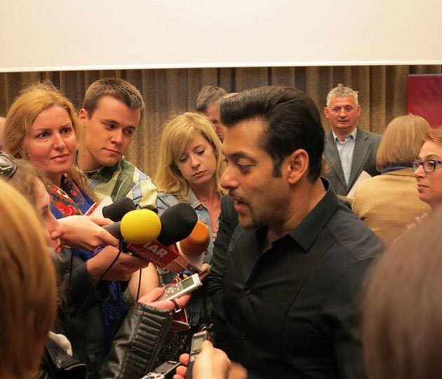 Salman Khan talks to Poland media