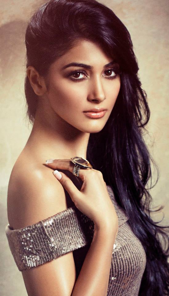 Pooja Hegde Photos: Mohenjo Daro actress