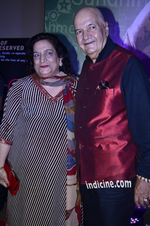 Prem Chopra with wife Uma Chopra