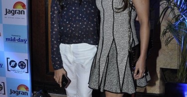 Monali Thakur with Krishika Lulla