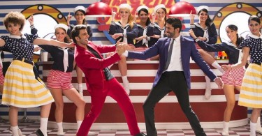 Ranveer Singh, Farhan Akhtar in Dil Dhadakne Do Title Song