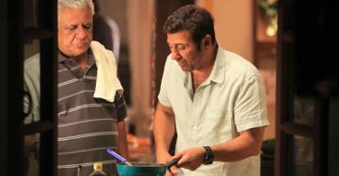 Sunny Deol, Om Puri on the sets of Ghayal Once Again
