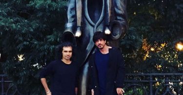 Shahrukh Khan with Imtiaz Ali at Kafka in Prague
