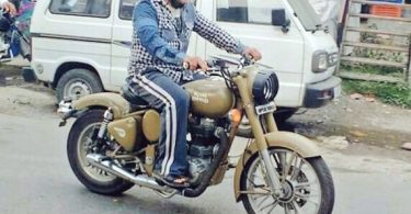 Salman Khan riding Royal Enfield bike during the shoot of Tubelight in Manali